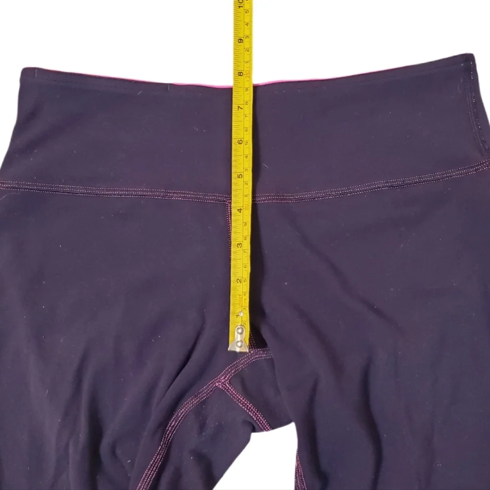 Lululemon Women's Purple Pink Reversible‎ Low Rise Wunder Under Crop Leggings 6